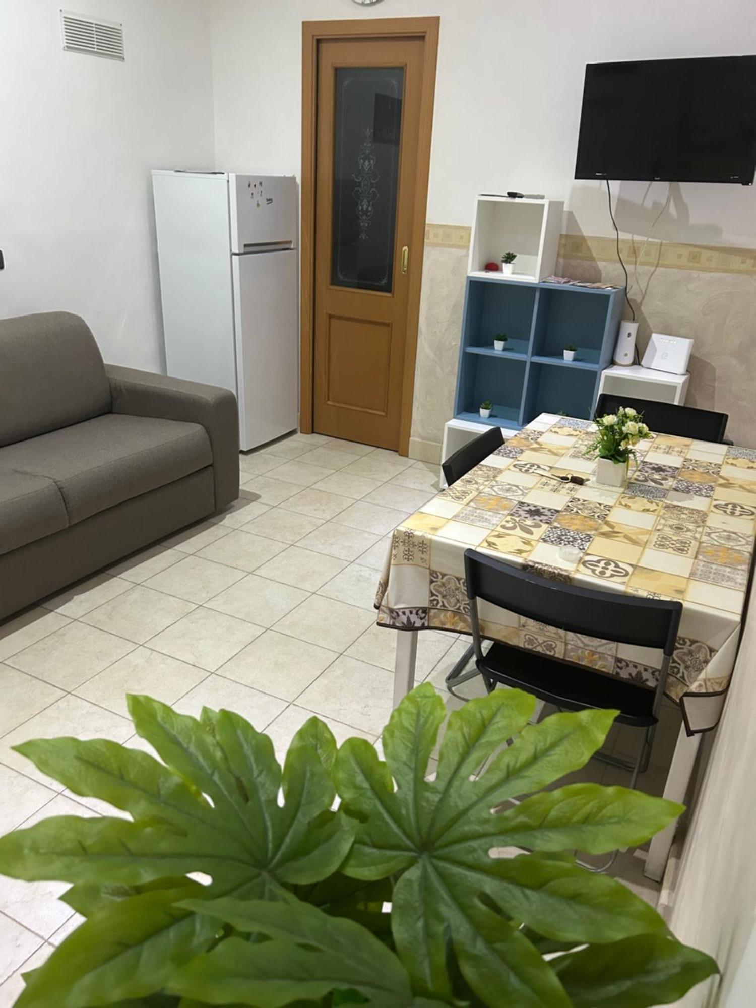 La Dependance Apartment Barletta Exterior photo